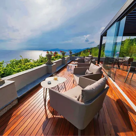 Riviera Hotel Lavagna