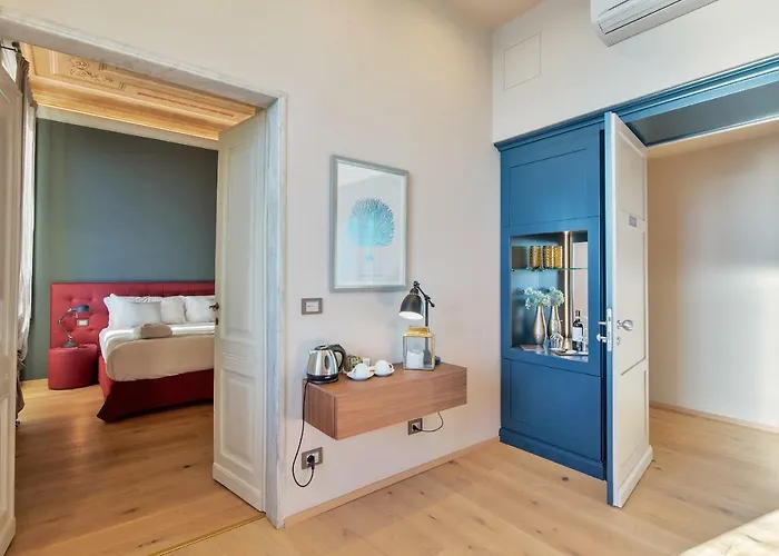 Riviera Hotel 5*