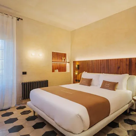 Riviera 5*