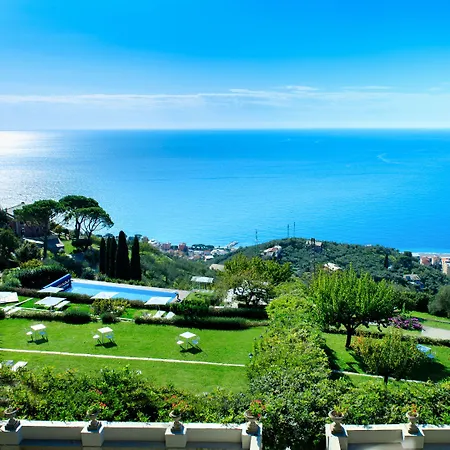 Riviera Ξενοδοχείο 5*