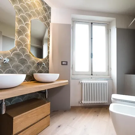 Riviera 5*