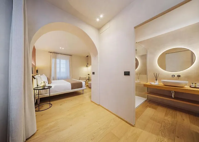 Riviera Hotel 5*