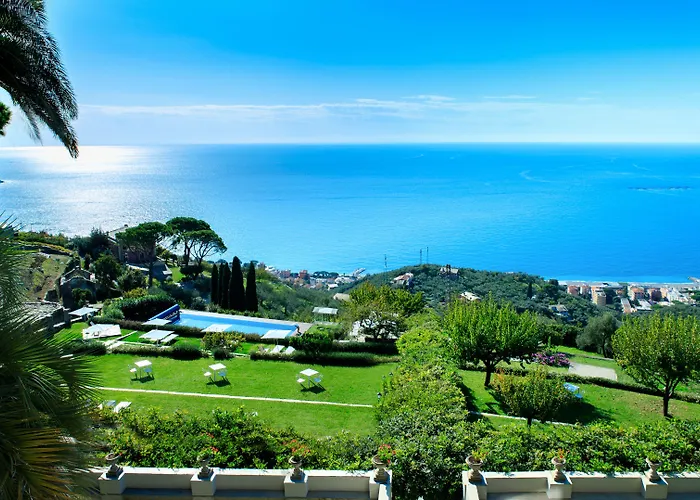 Riviera Hotel 5*